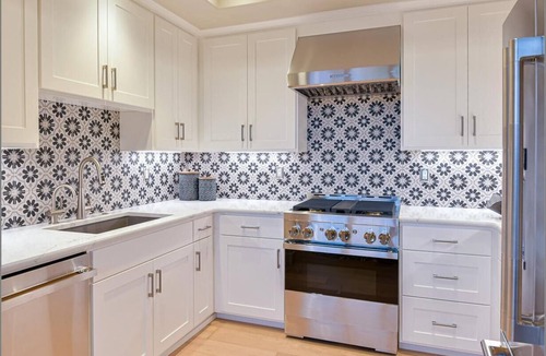 Historic Downtown District Cabin | Entire 2nd floor of Plaza North with 3 separate suites each with its own kitchen and bedrooms.