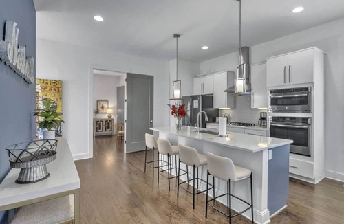 Edgehill House | Epic Gulch Home With Skyline Views