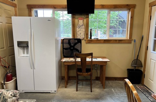 Garden Valley House | Escape to Nature in This Cozy Riverfront Cabin