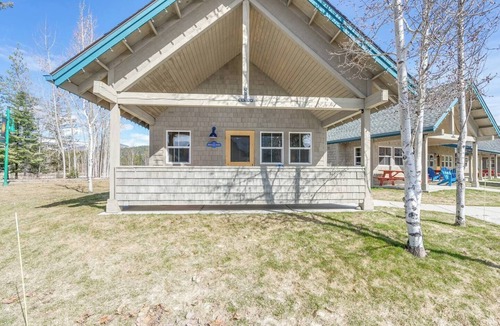 Dover Bay House | Escape to this heavenly Dover Bay hideaway where comfort meets calm - perfect for romantic getaways or peaceful family stays.