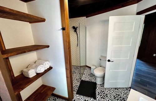 Bonners Ferry Cabin | Escape to Walden Mountain Lodge in Northern Idaho