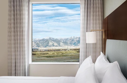 Bozeman Hotel | EVEN Hotel Bozeman Yellowstone Intl Arpt by IHG