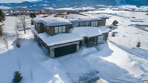 Wolf Creek House | Exceptional luxury 9 bdr 11 bath