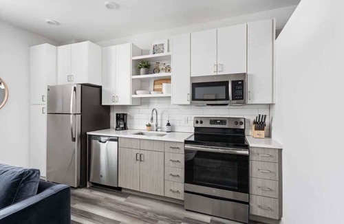 Cole-Noble District Apartment | Explore Indy from an Urban CozySuites Oasis