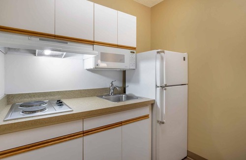 Factoria Hotel | Extended Stay America Suites Seattle Bellevue Factoria
