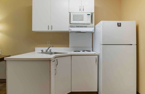 Canton Hotel | Extended Stay America Suites Detroit Canton