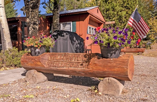 West Yellowstone House | Extended-Stay 'Geyser Home' Near Yellowstone NP