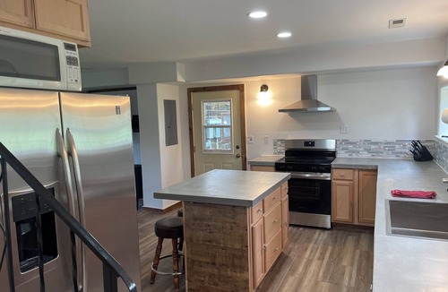 Hailey House | Fabulous 1 bedroom and loft home near Carey perfect for relaxing stays