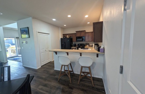 Eastside House | Fabulous 3-bedroom house with WiFi in Tacoma