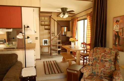 Frankfort Apartment | Fabulous Loft - Ideal Location for a Frankfort Get Away