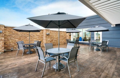 Laurel Hotel | Fairfield by Marriott Inn & Suites Laurel