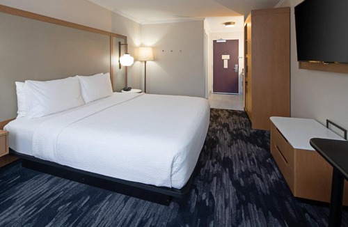 SeaTac Hotel | Fairfield by Marriott Inn & Suites Seattle Sea-Tac Airport