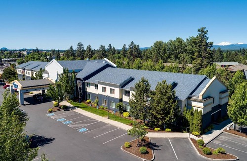 Bend Hotel | Fairfield Inn & Suites Bend Downtown