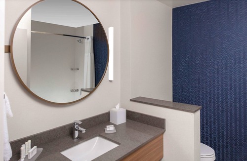 Medford Hotel | Fairfield Inn & Suites by Marriott Medford
