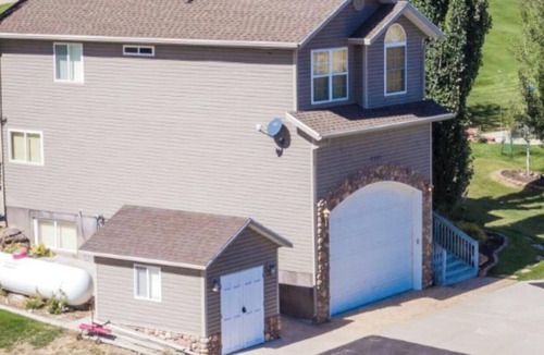 Sweetwater House | Fairway Golf Lodge at Bearlake