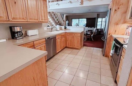 Elkhorn Village Condo | Fairway Nine 4338 - Spacious 3 Bedroom Mountain Retreat
