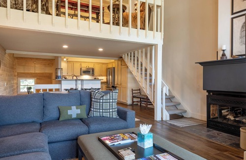 Elkhorn Village Condo | Fairway Nine Condo 4350- New Listing! Spacious Fairway Nine Condo