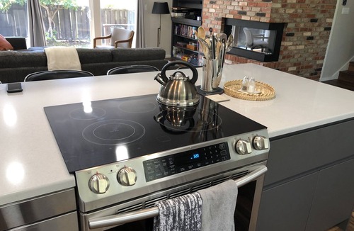 Rockaway Beach House | Falcon House - Pet friendly, next to city park and just 5 blocks from the beach.