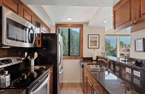 Vail Condo | Fallridge 214 - Spacious One Bedroom