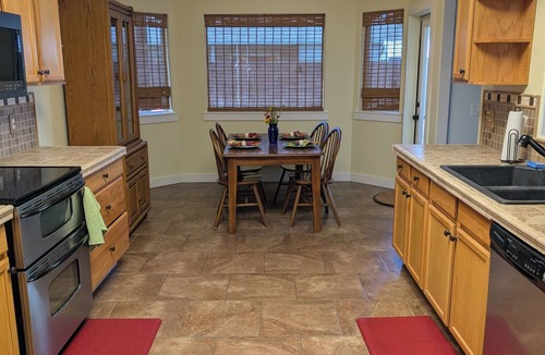 West Richland House | Family-Friendly, 4-bedroom house in lovely West Richland