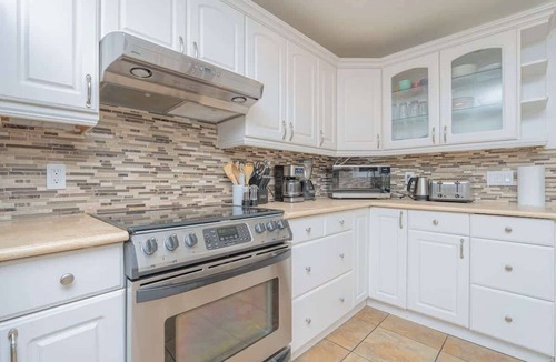Mercer Island House | Family-Friendly Comfort For Groups & Long Stays