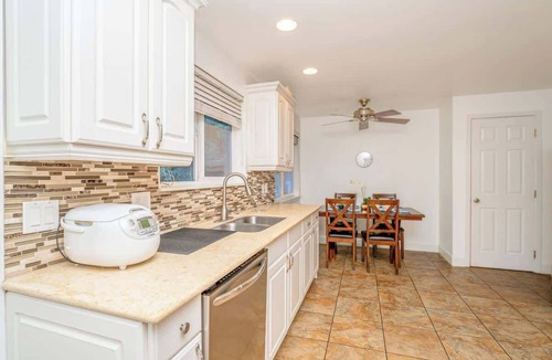 Mercer Island House | Family-Friendly Comfort For Groups & Long Stays