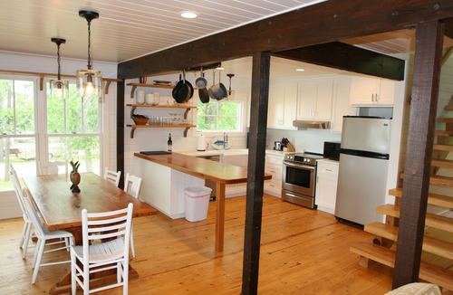 Fairhope House | Family Friendly Cottage With Pier and Beach on Mobile Bay