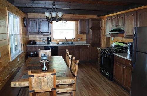 Elk Rapids House | Family friendly Waterfront cabin on Bass Lake in Elk Rapids, MI