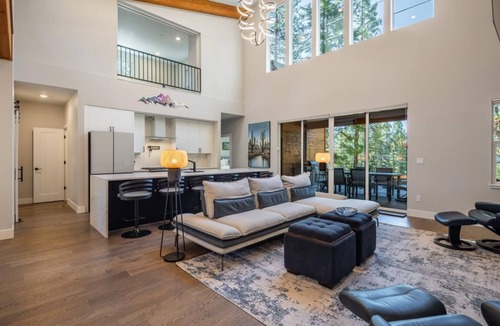 Cle Elum House | Family Fun, Hot Tub, Suncadia Pool Access
