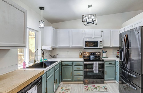 Cascade Cottage | Family Home w/Game Room, 1 Mi to Lake Cascade!