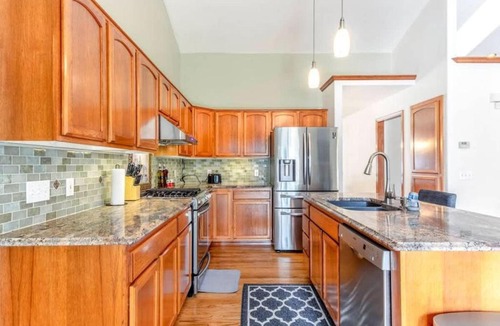 Post Falls House | Family Home With Pool Table - Fall Weekly Savings