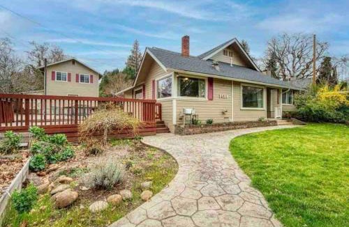 Medford House | Family Retreat w Pool Hot Tub 3 Private Homes
