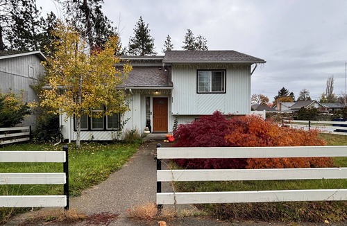 Lincoln Heights House | Fantastic 1-bedroom townhome apartment in Spokane perfect for your getaway