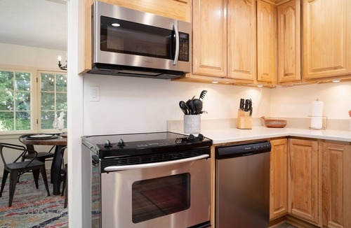 Camas House | Fantastic Location in the heart of Downtown Camas, Washington