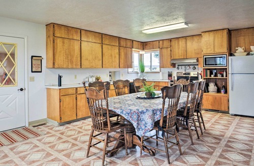 Grangeville House | Farmhouse in Country Setting Near Gravity Hill