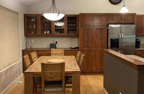 Greenbank House | Farmhouse Style In The Woods With Private Trail