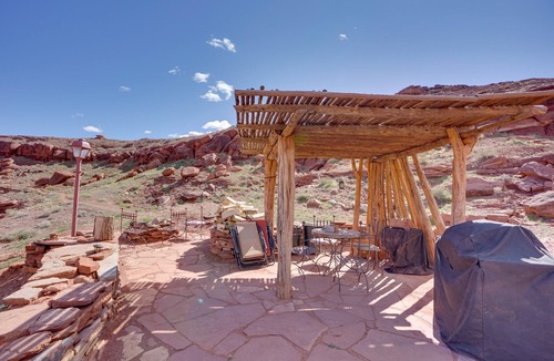 Moab House | Female Hogan, disc golf, kayaks, ATV, wildlife, hiking, beach, pet friendly