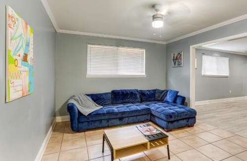 Read Boulevard East House | Fenced Backyard: Spacious New Orleans Home!