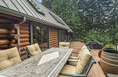 Redmond Cabin | Fern Ridge Cabin - Hot tub/Sauna/Cold Plunge