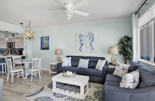 Orange Beach Condo | Fido friendly Beachfront! Toes in the Water & Sand
