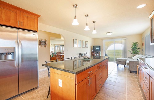 Grayland House | Fiesta Seas - A Beach Bungalow Getaway!