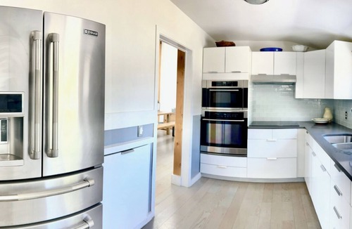 Point Roberts House | FIFA for FAMILIES Cottage on Private Beach, 50' Waterfront on South Beach!