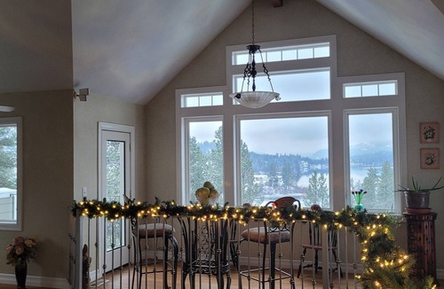 Republic House | Find a piece of Heaven at the Spirit of Curlew Lake