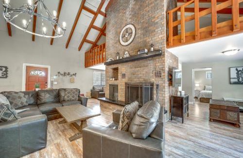 Heber House | Fire Pit & Grill: Spacious 'Forest Lakes Chalet'