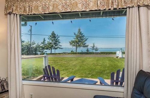 Sequim House | Fireplace Room - Water view, Jetted tub, King, Kitchen
