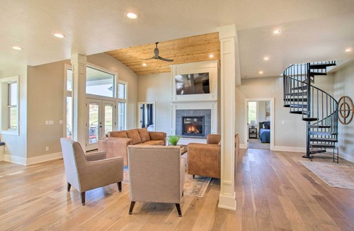 Fish Haven House | Fish Haven Hideaway w/Private Lake Access!