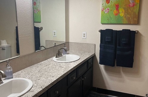 Spokane House | Five Mile -3 bed 1 bath unit