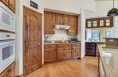 Torreon Cottage | Forest-view Gem, 4 Mi to Fool Hollow Lake!