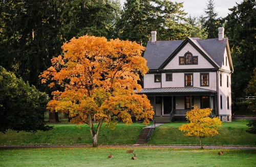 Port Townsend Cabin | Fort Worden