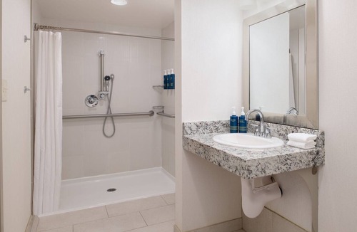 Puget Hotel | Four Points by Sheraton Bellingham Hotel & Conference Center